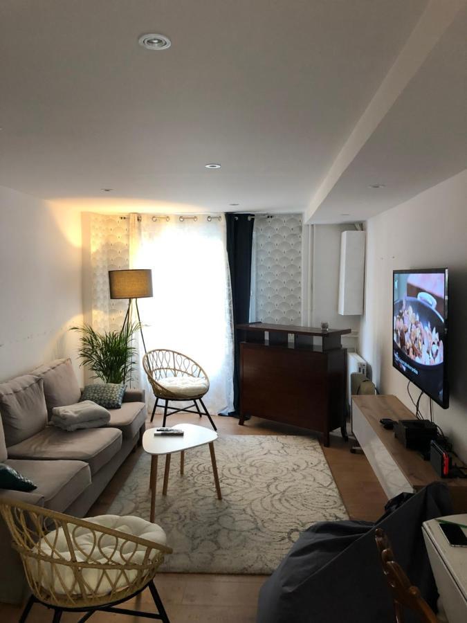 Agreable Maison De Ville ,Calme Avec Tous Les Commerces A 150M Cherbourg-en-Cotentin Exterior foto
